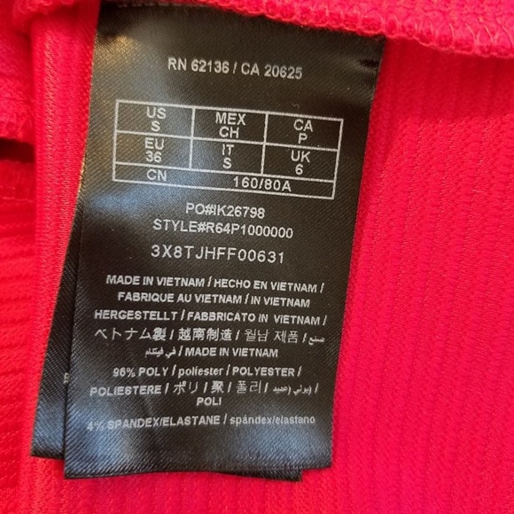 Red G by Guess Peplum top - size small S - Picture 4 of 4